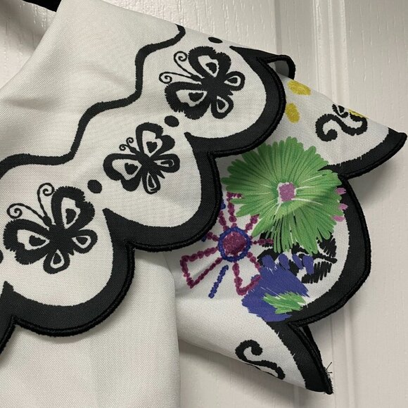 Disney Parks Official Mirabel Encanto Girl's Dress - Size 7/8 - Picture 6 of 10